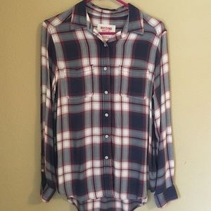 Boyfriend Cut Long Sleeve Flannel small